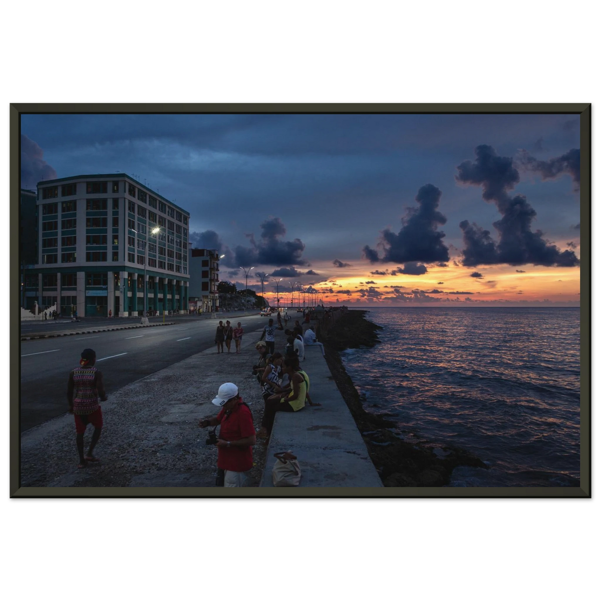 Atmospheric sunset view along the iconic seaside avenue in Havana, Cuba - Fine art street photography print by Paulo Côrte-Real